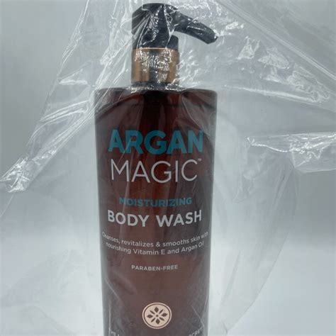 Transform your shower into a spa-like experience with Argan magic scrub body wash